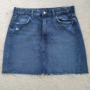 H&M Frayed Distressed Denim Jean Skirt - Size 10